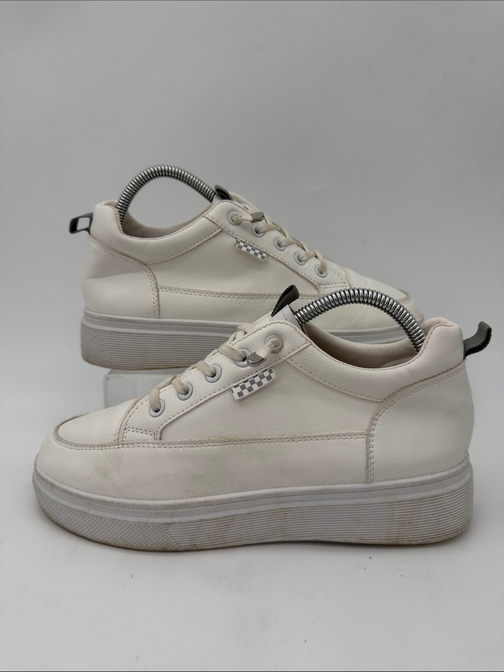 Madden Girl Elvis White Platform No Tie Slip In Sneakers Women’s Size 8.0